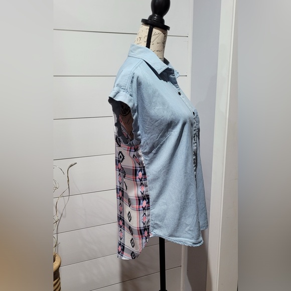 NWOT-NEW DIRECTION - Picture 3 of 5